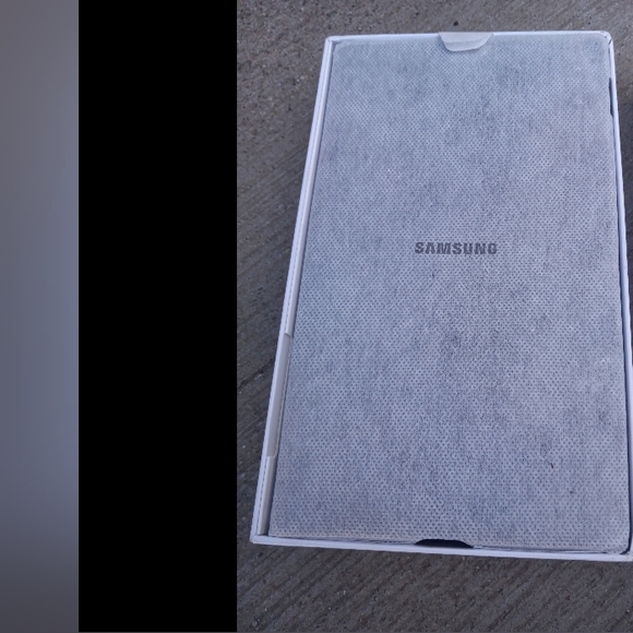 Galaxy Tab A7 Lite Tablet - Picture 2 of 5